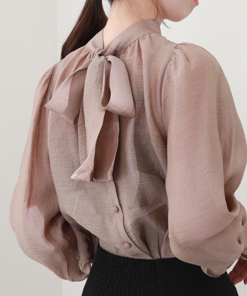 archives（アルシーヴ）の「２ＷＡＹボウタイパワショルブラウス（シャツ/ブラウス・レディース・ブラック/アイボリー/ピンクベージュ・MEDIUM）」の19枚目の写真