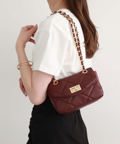 archives（アルシーヴ）の「キルティングチェーンバッグ（ハンドバッグ・レディース・ブラック/ワイン/アイボリー・FREE）」の3枚目の写真