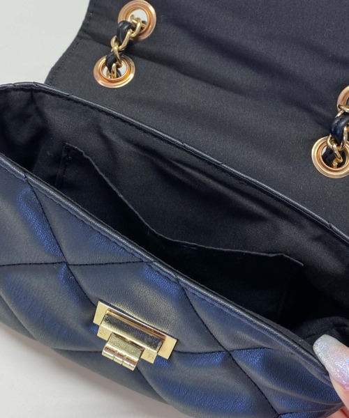 archives（アルシーヴ）の「キルティングチェーンバッグ（ハンドバッグ・レディース・ブラック/ワイン/アイボリー・FREE）」の15枚目の写真