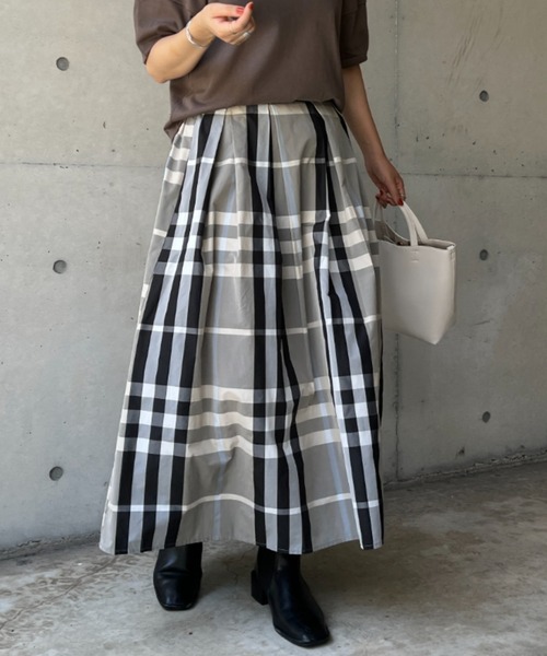 Chez toi（シェトワ）の「大判チェックメモリータフタスカート