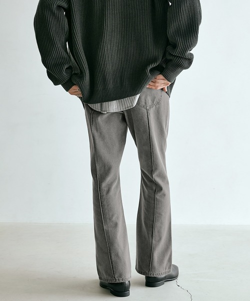 EMMA CLOTHES（エマクローズ）の「ルーズフレアブーツカット ピンタックデニムパンツ EMMA CLOTHES（デニムパンツ・メンズ・ライトグレー/ネイビー/グレー/インディゴブルー/ライトインディゴブルー・S/M/L）」の8枚目の写真