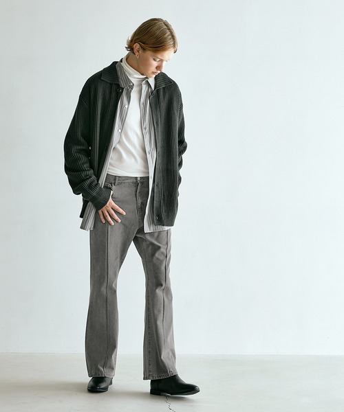 EMMA CLOTHES（エマクローズ）の「ルーズフレアブーツカット ピンタックデニムパンツ EMMA CLOTHES（デニムパンツ・メンズ・ライトグレー/ネイビー/グレー/インディゴブルー/ライトインディゴブルー・S/M/L）」の11枚目の写真