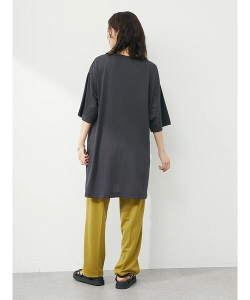 Green Parks(グリーンパークス)の「ボートネックスリットチュニック(Tシャツ/カットソー・レディース・グレイッシュベージュ/ブルー/ダークグレー・FREE)」の6枚目の写真