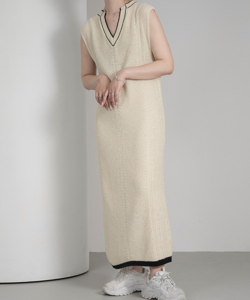 lawgy（ラウジー）の「color scheme line vest op（ワンピース・レディース・ベージュ/アイボリー・FREE）」の2枚目の写真