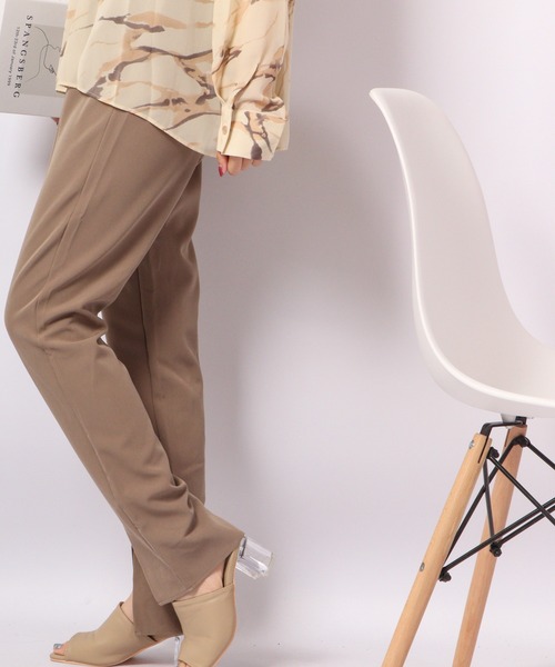 TRANOI（トラノイ）の「TRANOIカラーストレッチパンツ（その他パンツ・レディース・ベージュ/レッド/ブルー/グリーン/マスタード・FREE）」の8枚目の写真