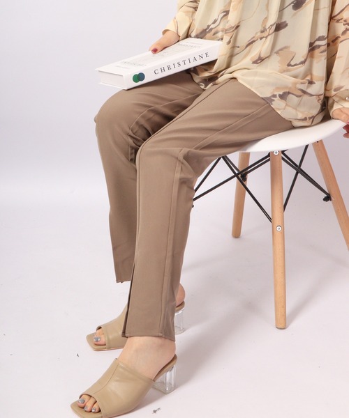 TRANOI（トラノイ）の「TRANOIカラーストレッチパンツ（その他パンツ・レディース・ベージュ/レッド/ブルー/グリーン/マスタード・FREE）」の10枚目の写真