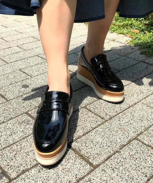 INGNI（イング）の「厚底ローファー（ローファー・レディース・ブラック/ピンクベージュ・M/L）」の15枚目の写真