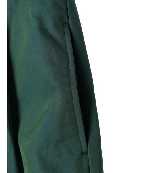 KBF（ケイビーエフ）の「KBF シャイニーペンシルスカート（スカート・レディース・グリーン/ボルドー/ブラック・FREE）」の15枚目の写真