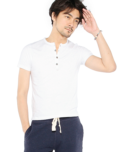 BRILLA per il gusto(ブリッラペルイルグースト)の「VERTO / コットン ヘンリーネックTシャツ(Tシャツ/カットソー・メンズ・ネイビー/グレー/ホワイト・LARGE/SMALL/MEDIUM/X-SMALL)」の2枚目の写真