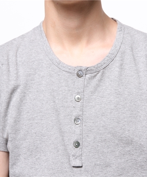 BRILLA per il gusto(ブリッラペルイルグースト)の「VERTO / コットン ヘンリーネックTシャツ(Tシャツ/カットソー・メンズ・ネイビー/グレー/ホワイト・LARGE/SMALL/MEDIUM/X-SMALL)」の10枚目の写真