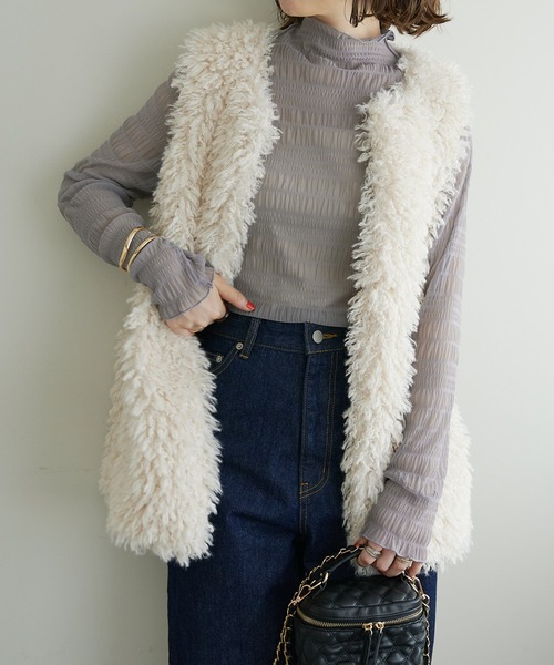 DISCOAT（ディスコート）の「【WEB限定】スモッキングハイネックプルオーバー（Tシャツ/カットソー・レディース・ブラック/グレー/ピンク/グリーン/アイボリー・FREE）」の6枚目の写真