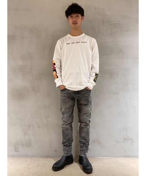 DIESEL（ディーゼル）の「メンズ Tシャツ グラフィック（Tシャツ/カットソー・メンズ・ブラック/ホワイト系その他・LARGE/X-SMALL/X-LARGE/XXX-LARGE/MEDIUM/SMALL/XX-LARGE）」の21枚目の写真