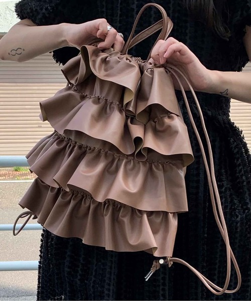 Casselini（キャセリーニ）の「Casselini(キャセリーニ)フリルナップサック（バックパック/リュック・レディース・ブラック/ブラウン/シルバー・FREE）」の19枚目の写真