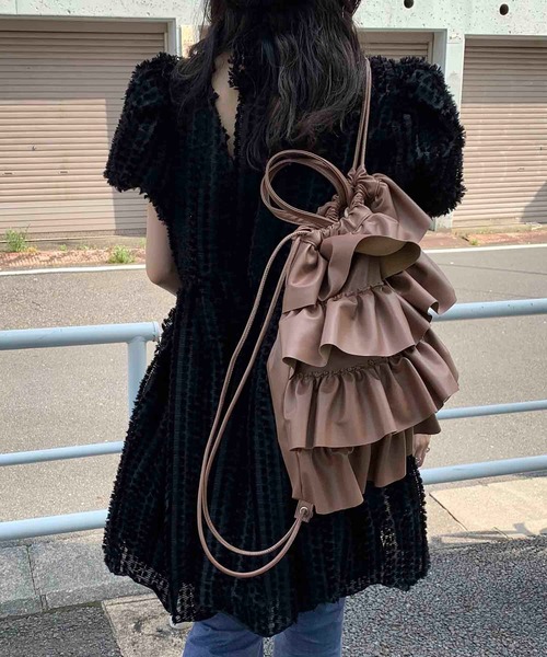 Casselini（キャセリーニ）の「Casselini(キャセリーニ)フリルナップサック（バックパック/リュック・レディース・ブラック/ブラウン/シルバー・FREE）」の20枚目の写真