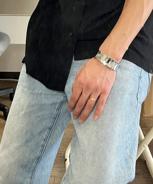 BEATJIVE（ビートジャイブ）の「シルバー バングル プレーン メンズ レディース（バングル/リストバンド・メンズ・シルバー・FREE）」の3枚目の写真