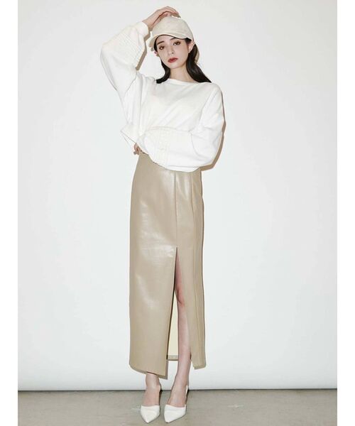 GYDA（ジェイダ）の「ディープスリット フェイクレザーロングスカート（スカート・レディース・ブラック/ベージュ・FREE）」の12枚目の写真