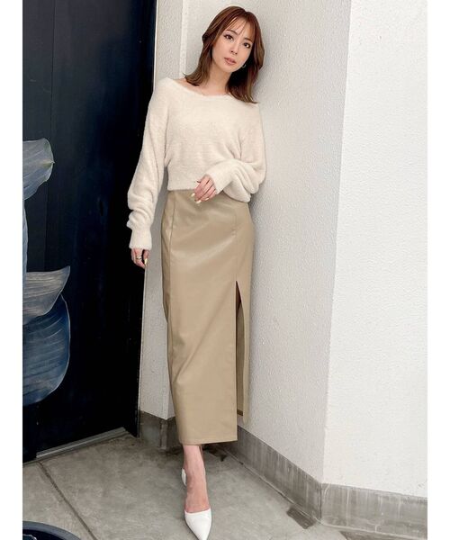 GYDA（ジェイダ）の「ディープスリット フェイクレザーロングスカート（スカート・レディース・ブラック/ベージュ・FREE）」の13枚目の写真