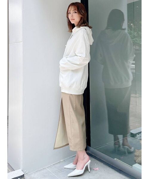 GYDA（ジェイダ）の「ディープスリット フェイクレザーロングスカート（スカート・レディース・ブラック/ベージュ・FREE）」の20枚目の写真