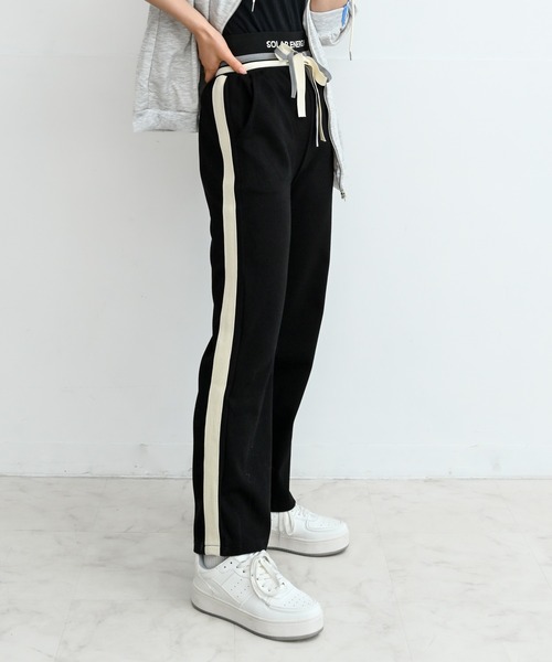 Alite cloth(アリーテクロス)の「ライン入りスウェットパンツ(スウェットパンツ・レディース・ブラック/ネイビー/グレー・S/M/L/XL)」の2枚目の写真