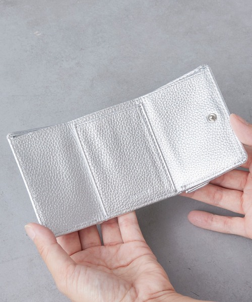 Actually（アクチュアリー）の「本革3つ折り ミニ財布（財布