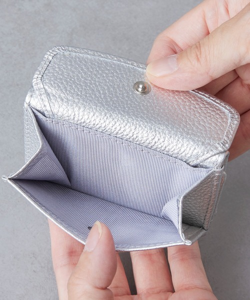 Actually（アクチュアリー）の「本革3つ折り ミニ財布（財布・レディース・ブラック/シルバー/ゴールド・フリー）」の15枚目の写真