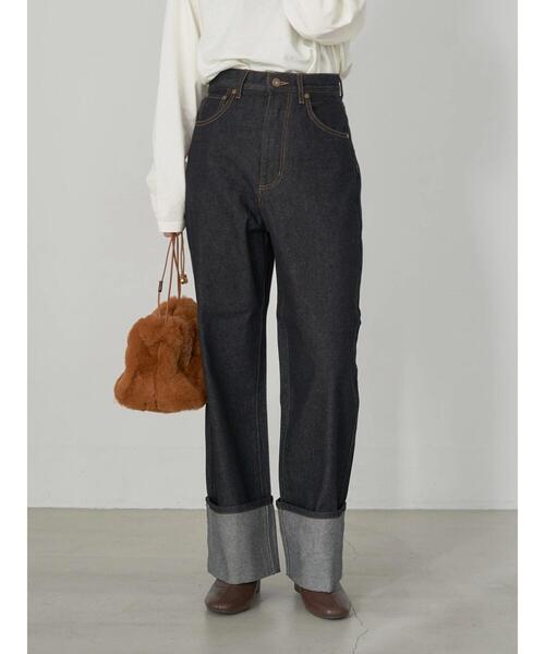 earth music&ecology（アースミュージックアンドエコロジー）の「ロールアップデニムパンツ（その他パンツ・レディース・ブルー系その他/ダークインディゴブルー・S/M）」の3枚目の写真