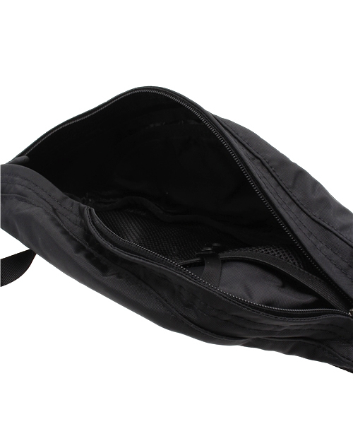 THE NORTH FACE(ザノースフェイス)の「THE NORTH FACE / Granule BAG(ショルダーバッグ・メンズ・ブラック/ブルー・ONE SIZE)」の9枚目の写真