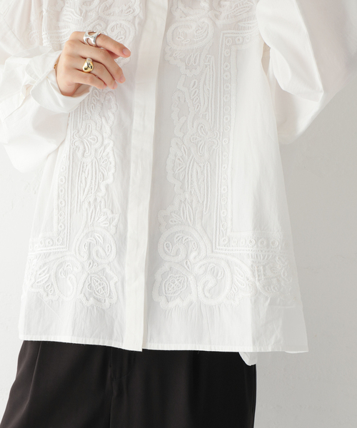 mii（ミー）の「【Mii / ミイ】HAND EMB COTTON OVERSIZED SHIRT：シャツ（シャツ/ブラウス・レディース・ホワイト・MEDIUM）」の9枚目の写真