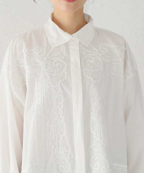 mii（ミー）の「【Mii / ミイ】HAND EMB COTTON OVERSIZED SHIRT：シャツ（シャツ/ブラウス・レディース・ホワイト・MEDIUM）」の12枚目の写真