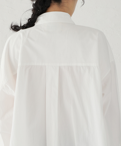 mii（ミー）の「【Mii / ミイ】HAND EMB COTTON OVERSIZED SHIRT：シャツ（シャツ/ブラウス・レディース・ホワイト・MEDIUM）」の2枚目の写真