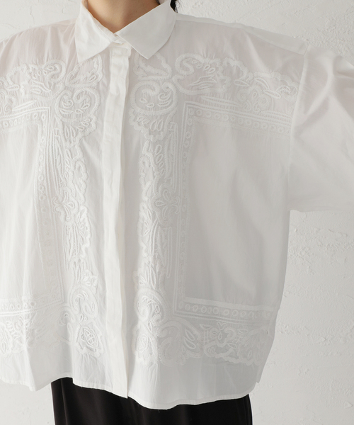 mii（ミー）の「【Mii / ミイ】HAND EMB COTTON OVERSIZED SHIRT：シャツ（シャツ/ブラウス・レディース・ホワイト・MEDIUM）」の15枚目の写真