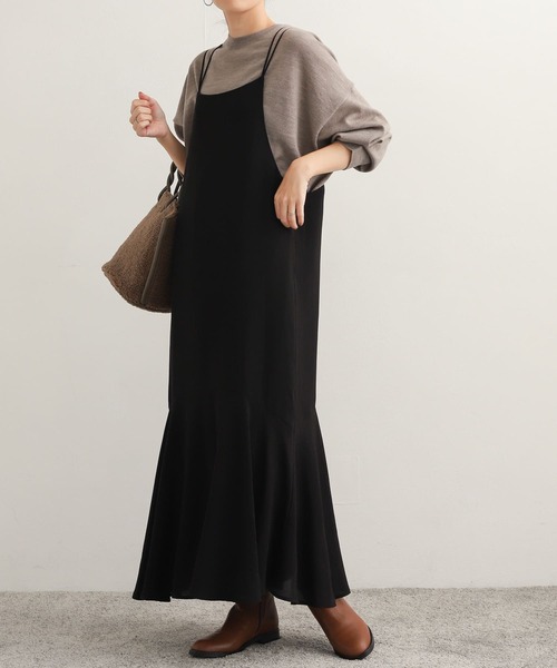 URBAN RESEARCH DOORS（アーバンリサーチドアーズ）の「マーメイドキャミワンピース（ワンピース・レディース・ブラック/ダークブラウン・MEDIUM）」の2枚目の写真