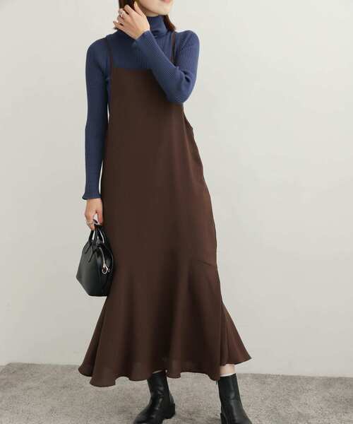 URBAN RESEARCH DOORS（アーバンリサーチドアーズ）の「マーメイドキャミワンピース（ワンピース・レディース・ブラック/ダークブラウン・MEDIUM）」の21枚目の写真