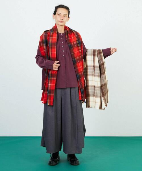 FRAPBOIS（フラボア）の「マフラー2（ストール/ショール・レディース・モカ/レッド・FREE）」の6枚目の写真