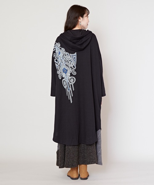 チャイハネ(チャイハネ)の「【チャイハネ】ツヤメロングパーカー(その他アウター・レディース・グリーン/ネイビー/ベージュ/ブラック・FREE)」の9枚目の写真