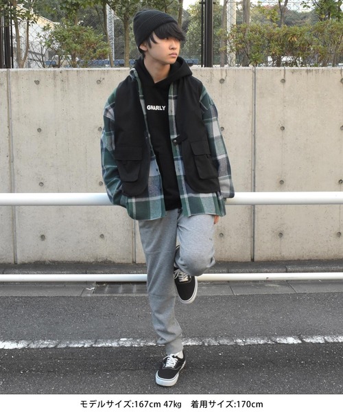 GLAZOS（グラソス）の「裏起毛・フードプリントパーカー（パーカー・キッズ・ベージュ/パープル/グレー/ブラック・140cm/150cm/160cm/170cm）」の18枚目の写真