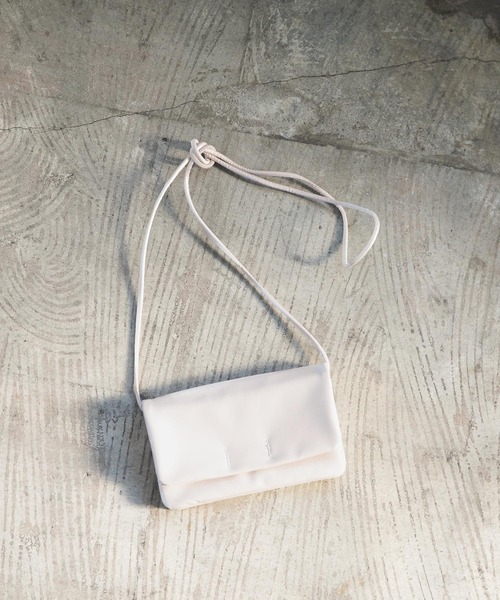 LEPSIM（レプシィム）の「オサイフショルダーバッグ　177850（ショルダーバッグ・レディース・ライム/アイボリー/ブラック・ONE SIZE）」の7枚目の写真