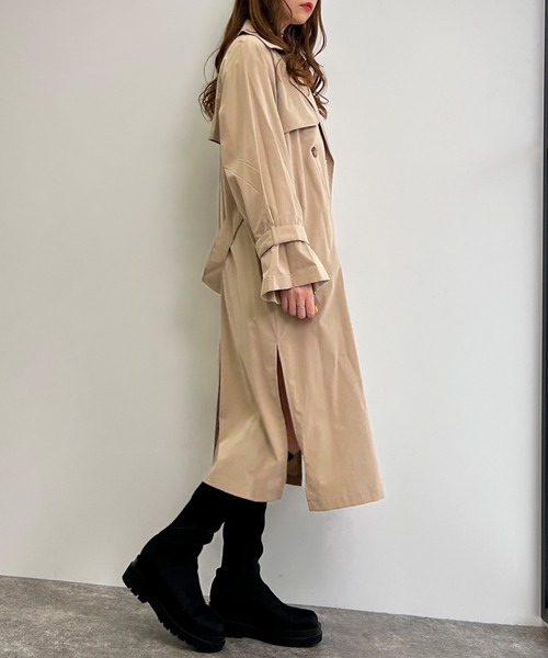 INGNI（イング）の「BIGトレンチコート（トレンチコート・レディース・ライトベージュ/ライトカーキ/ベージュ・M）」の4枚目の写真