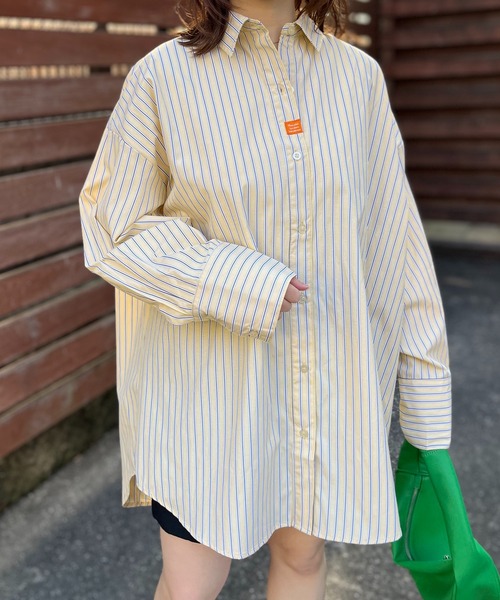 mi via loca（ミヴィアロカ）の「ストライプBIGシャツ（シャツ/ブラウス・レディース・ピンク/イエロー・FREE）」の3枚目の写真