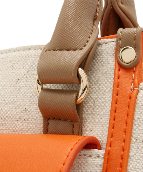 CIAOPANIC（チャオパニック）の「【Ciaopanic】　コンビ素材2WAYミニショルダー（ショルダーバッグ・レディース・オレンジ/ブラック/イエロー・FREE）」の6枚目の写真