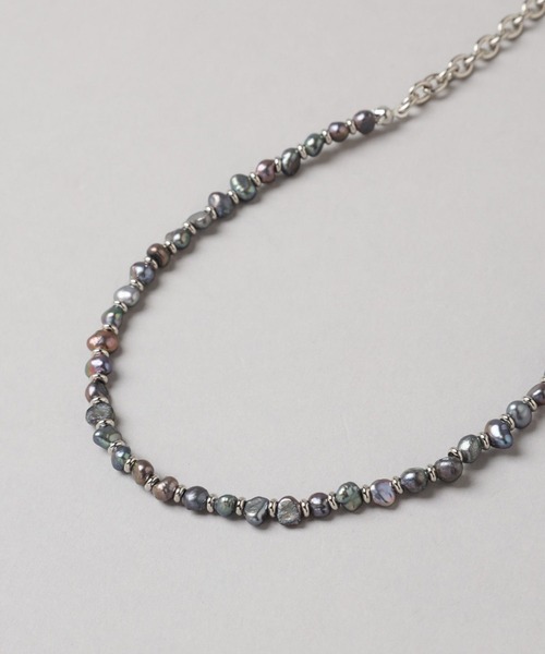 HARE（ハレ）の「パールチェーンネックレス(HARE)（ネックレス・メンズ・ホワイト/ブラック/ホワイト系その他・FREE）」の7枚目の写真