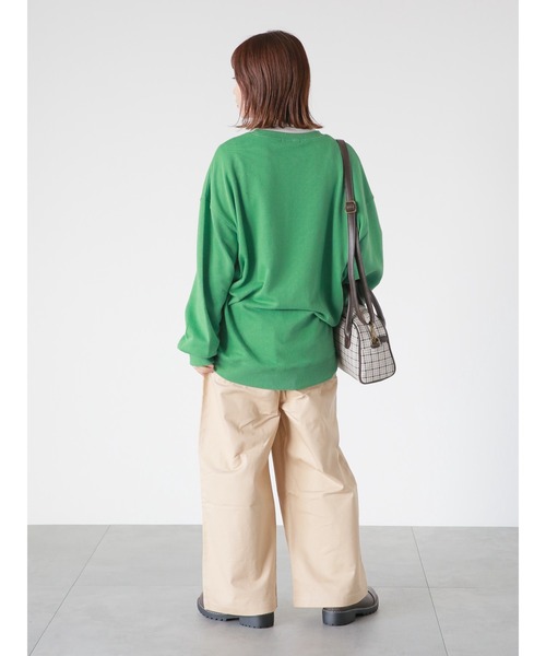 ehka sopo（エヘカソポ）の「カレッジロゴビッグスウェット（スウェット・レディース・グレー/オフホワイト/グリーン・ﾌﾘ-）」の8枚目の写真