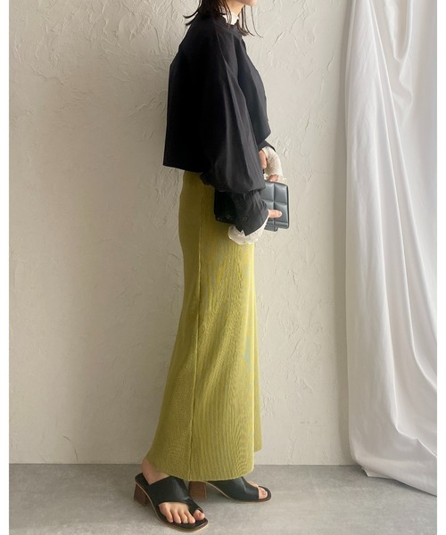 She's Closet(シーズクローゼット)の「スタンドカラーカラーボリュームスリーブ長袖フレアショート丈クロップドシャツ(シャツ/ブラウス・レディース・ホワイト/グレー/ブラック/ライトブルー/アイボリー・FREE)」の9枚目の写真