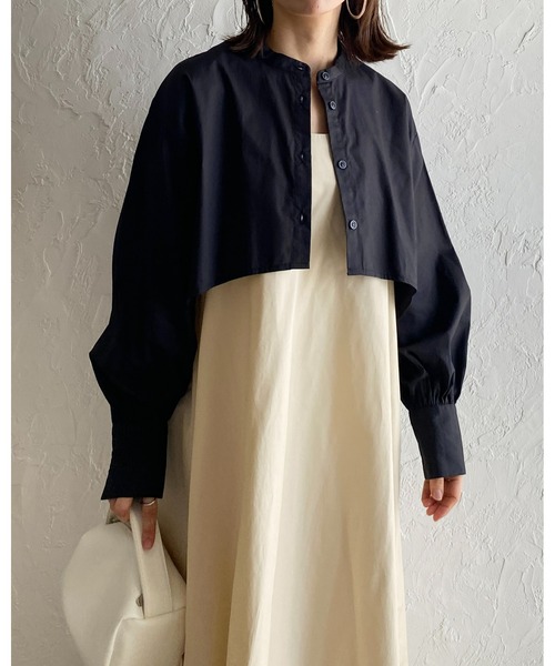 She's Closet(シーズクローゼット)の「スタンドカラーカラーボリュームスリーブ長袖フレアショート丈クロップドシャツ(シャツ/ブラウス・レディース・ホワイト/グレー/ブラック/ライトブルー/アイボリー・FREE)」の12枚目の写真