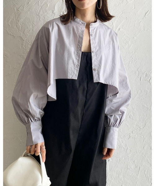 She's Closet(シーズクローゼット)の「スタンドカラーカラーボリュームスリーブ長袖フレアショート丈クロップドシャツ(シャツ/ブラウス・レディース・ホワイト/グレー/ブラック/ライトブルー/アイボリー・FREE)」の18枚目の写真