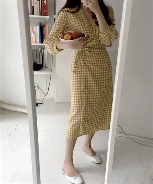 FREE STYLISTS(フリー スタイリスト)の「ウエストリボン Vネック ギンガムワンピース(ワンピース・レディース・ブラック/イエロー・S/M/L/XL)」の14枚目の写真