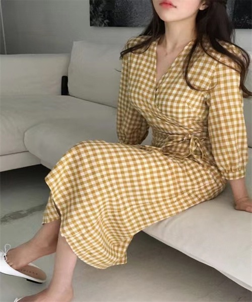 FREE STYLISTS(フリー スタイリスト)の「ウエストリボン Vネック ギンガムワンピース(ワンピース・レディース・ブラック/イエロー・S/M/L/XL)」の7枚目の写真