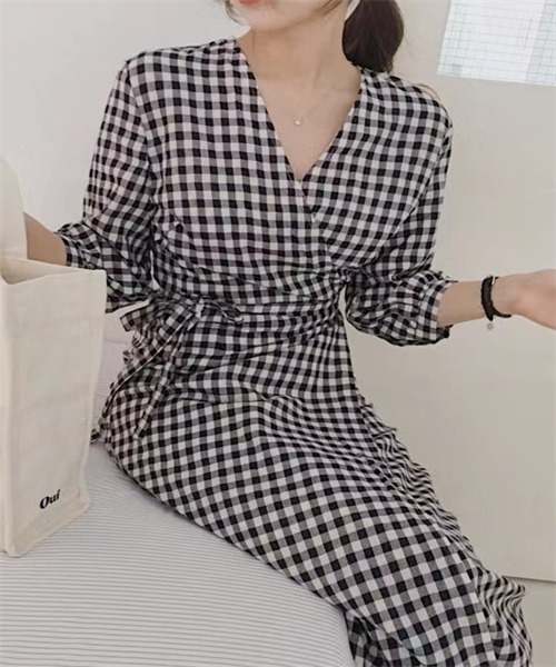 FREE STYLISTS(フリー スタイリスト)の「ウエストリボン Vネック ギンガムワンピース(ワンピース・レディース・ブラック/イエロー・S/M/L/XL)」の17枚目の写真