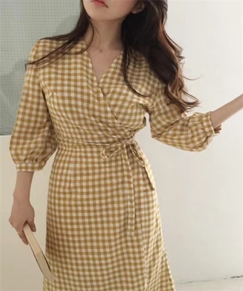 FREE STYLISTS(フリー スタイリスト)の「ウエストリボン Vネック ギンガムワンピース(ワンピース・レディース・ブラック/イエロー・S/M/L/XL)」の10枚目の写真