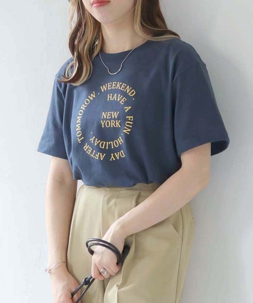 HER CLOSET（ハークローゼット）の「【shemoshelly】WEB限定サークルロゴTシャツ（Tシャツ/カットソー・レディース・ブラック/ホワイト/ネイビー・S/M/L）」の3枚目の写真